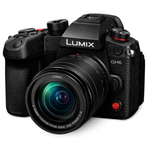 Panasonic Lumix DC-GH6 + Lumix 12-60 F3.5-5.6 Lens