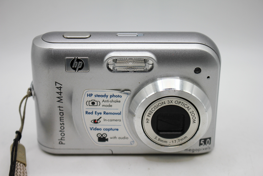 HP Photosmart M447 Digital Compact Camera (Used)