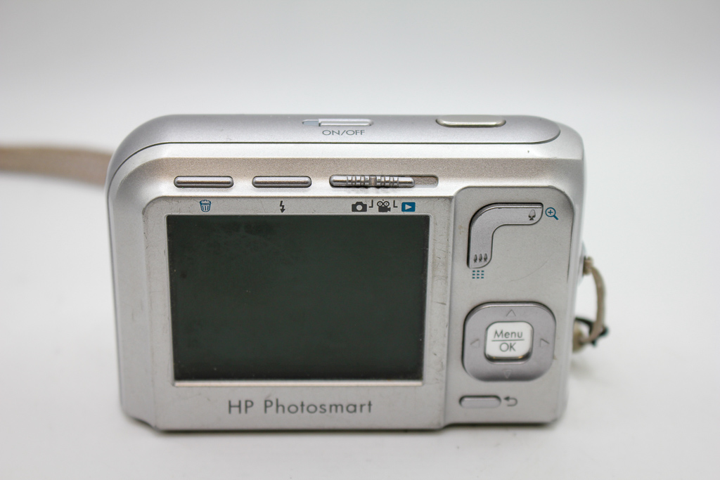 HP Photosmart M447 Digital Compact Camera (Used)