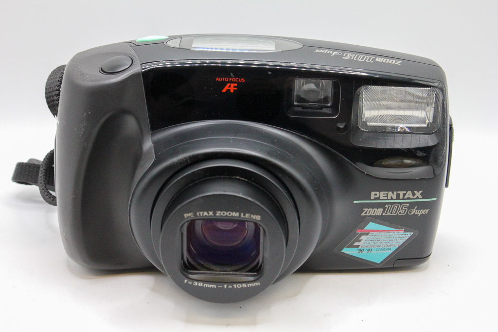 Pentax Zoom 105 Super 35mm Film Camera. (Used)