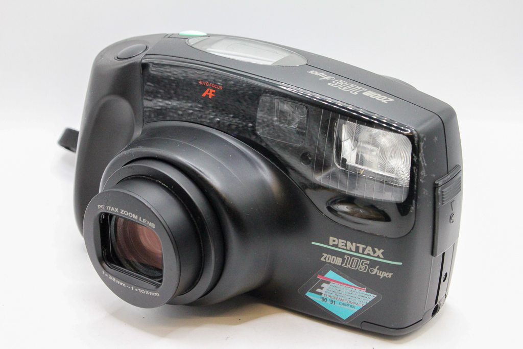 Pentax Zoom 105 Super 35mm Film Camera. (Used)