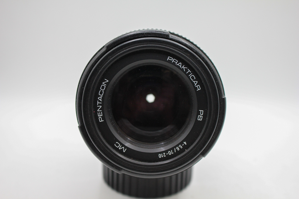 Prakticar Pentacon 70-210mm F4-5.6 MC Lens PB Fit (Used)