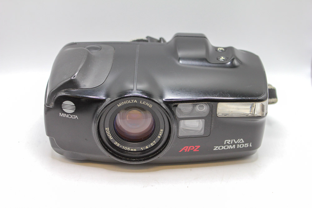 Minolta Riva Zoom 105i 35mm Film Camera (Used)