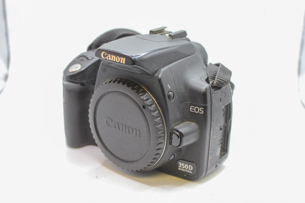 Canon EOS 350D Body Only - No Lens. Digital SLR. (Used)