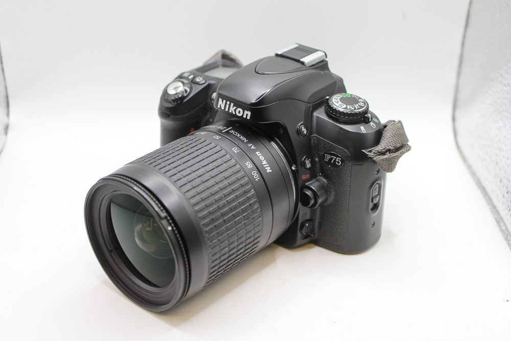 Nikon F75 + Nikkor 28-100mm F3.5-5.6 Lens (Used)