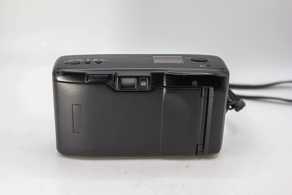 Nikon AF 600 35mm Film Compact Camera (Used)