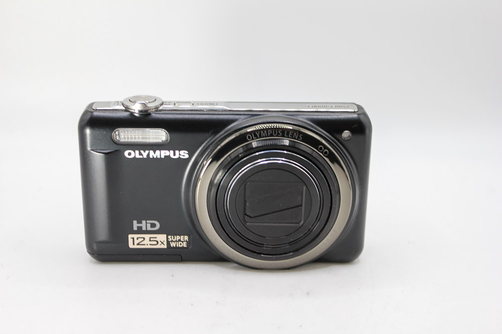 Olympus VR320 Digital Compact Camera. (Used)
