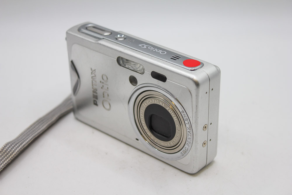 Pentax Optio S7 Digital Compact Camera. (Used)