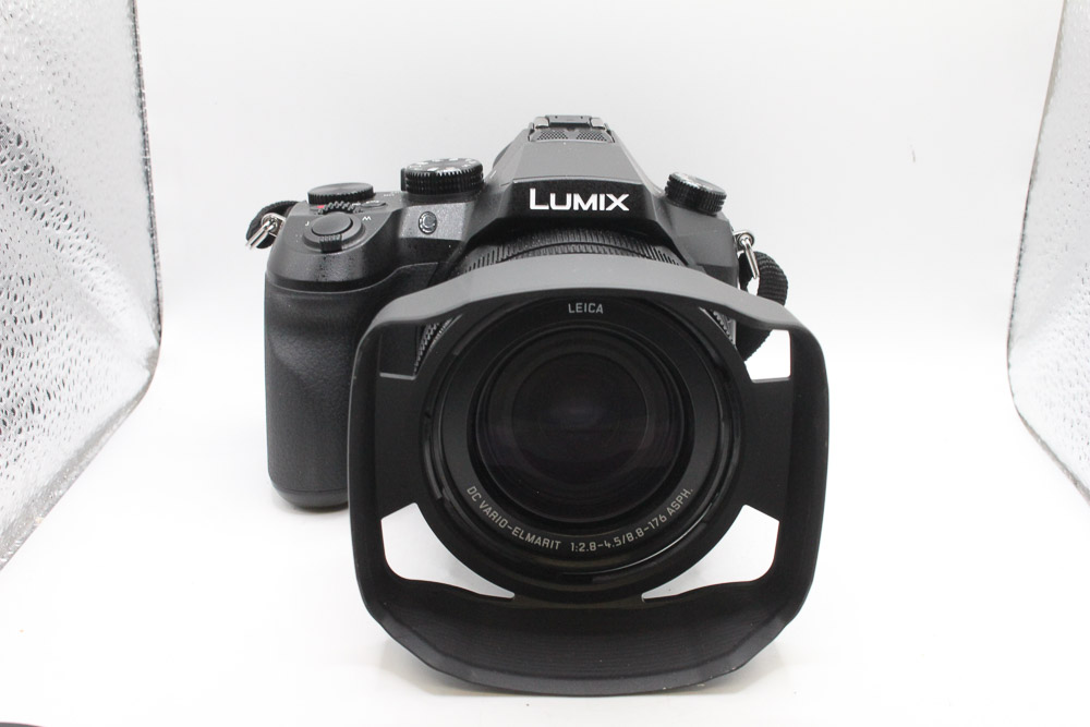 Panasonic Lumix DMC-FZ2000. Digital Bridge Camera (Used)