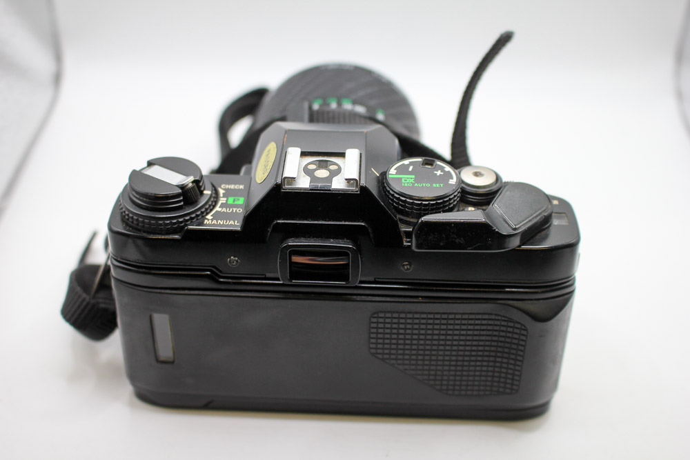 Olympus OM-40 Program + Sigma 28-70 Zoom Lens (Used)