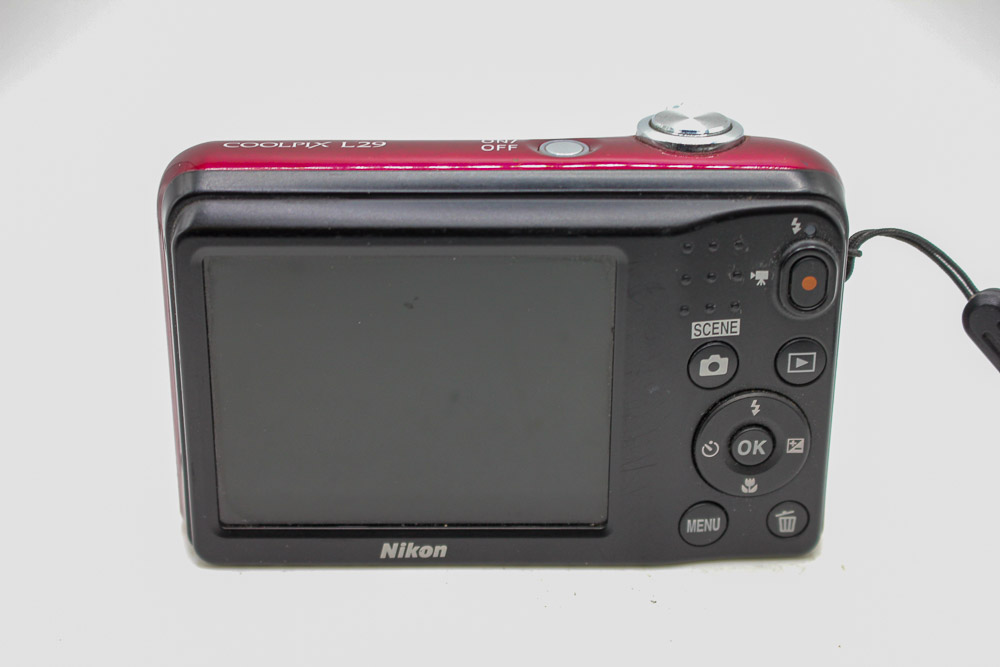 Nikon Coolpix L29. Digital Compact Camera. (Used)