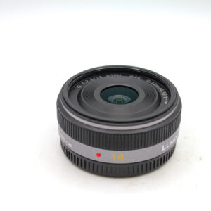 Panasonic 14mm F2.5 G lens for Micro Four Third (Used)