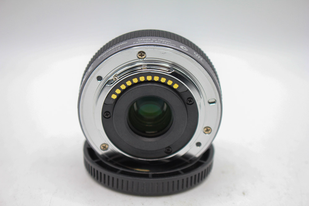 Panasonic 14mm F2.5 G lens for Micro Four Third (Used)